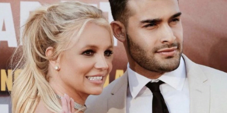 Britney Spears anuncia embarazo 1 Captura de Pantalla 2022 04 12 a las 19.34.12