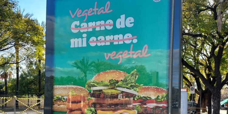 <strong>Burger King anuncia retiro de campaña alusiva a Semana Santa y pide perdón</strong> 1 FQVNbVPX0AM tHv