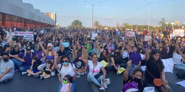 Colectivos Feministas asistieron a velorio de Debanhi 1 f960x540 167506 241581 31