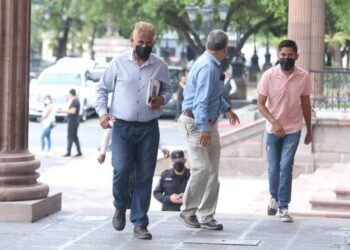 samuel garcia reune papa yolanda 0 44 1200 746