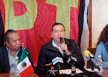 RICARDO MEJÍA EL AS BAJO LA MANGA DEL PT PARA COAHUILA 1 RICARDO MEJÍA EL AS BAJO LA MANGA DEL PT PARA COAHUILA