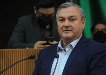 HÉCTOR GARCÍA EXHORTA ATENCIÓN EFECTIVA PARA LOS PROBLEMAS DE ALIMENTACIÓN EN JÓVENES