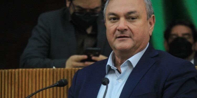 HÉCTOR GARCÍA EXHORTA ATENCIÓN EFECTIVA PARA LOS PROBLEMAS DE ALIMENTACIÓN EN JÓVENES 1 HÉCTOR GARCÍA EXHORTA ATENCIÓN EFECTIVA PARA LOS PROBLEMAS DE ALIMENTACIÓN EN JÓVENES