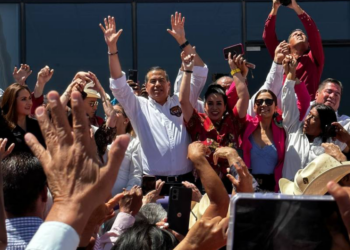 MEJÍA BERDEJA SE REGISTRA COMO CANDIDATO AL GOBIERNO DE COAHUILA