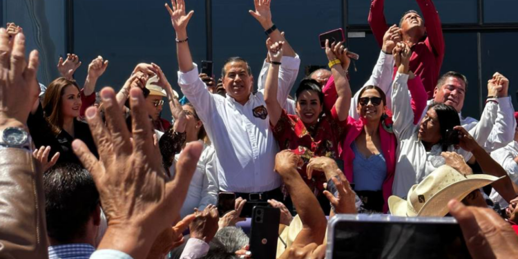 MEJÍA BERDEJA SE REGISTRA COMO CANDIDATO AL GOBIERNO DE COAHUILA 1 MEJÍA BERDEJA SE REGISTRA COMO CANDIDATO AL GOBIERNO DE COAHUILA
