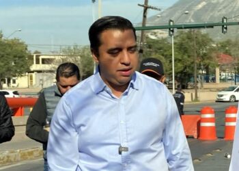 JESÚS NAVA DENUNCIA A EX ALCALDES DEL PAN ANTE FGR