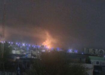 SECRETARIA DE MEDIO AMBIENTE DENUNCIA ALTA EMISIÓN DE CONTAMINANTES DE LA REFINERÍA DE CADEREYTA