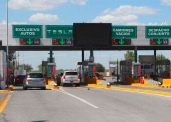 TESLA TIENE UN CARRIL EXCLUSIVO EN LA FRONTERA DE NUEVO LEÓN