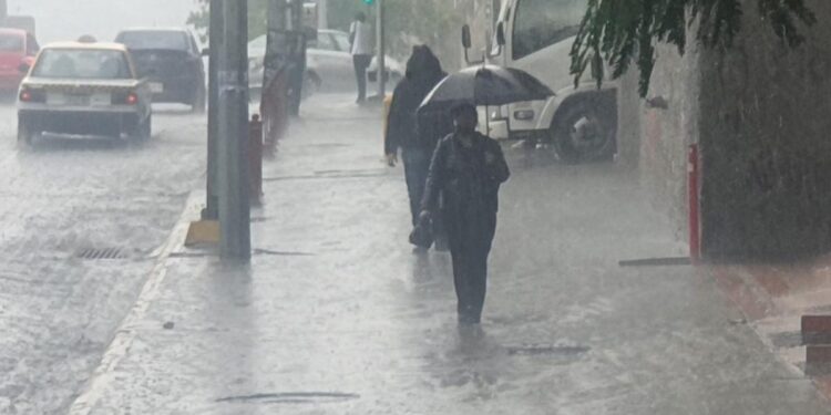 AGUA Y DRENAJE PREVÉ MÁS LLUVIAS PARA MONTERREY 1 AGUA Y DRENAJE PREVÉ MÁS LLUVIAS PARA MONTERREY