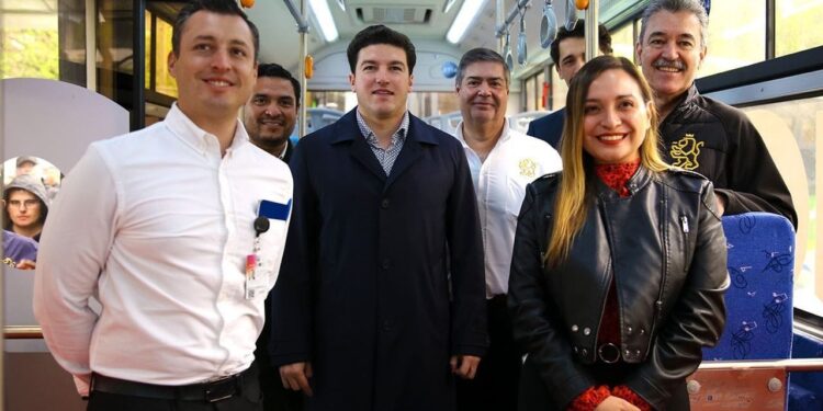 EL GOBIERNO DE NUEVO LEÓN INICIA ACCIONES DE REESTRUCTURA DEL TRANSPORTE PÚBLICO EN MONTERREY 1 EL GOBIERNO DE NUEVO LEÓN INICIA ACCIONES DE REESTRUCTURA DEL TRANSPORTE PÚBLICO EN MONTERREY