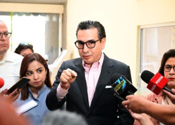 EDUARDO GAONA BUSCA COMBATIR EL ACOSO Y LA VIOLENCIA ESCOLAR