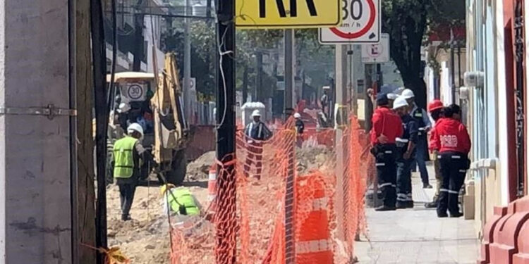 OBRAS DEL CASCO PROVOCAN FUGA DE GAS; EVACUAN PRESIDENCIA DE SAN PEDRO 1 OBRAS DEL CASCO PROVOCAN FUGA DE GAS; EVACUAN PRESIDENCIA DE SAN PEDRO