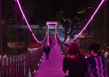 DISFRUTAN FAMILIAS DE RÍO ENCANTADO EN GUADALUPE