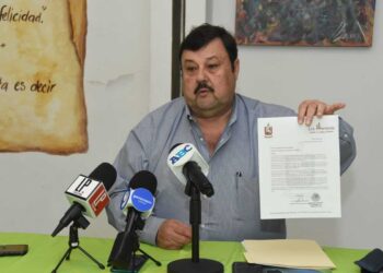 ALCALDE DE LOS HERRERAS PROPONE CREAR PARQUE FERROVIARIO