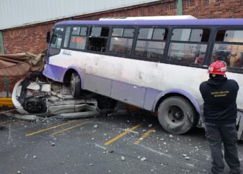 ACCIDENTE DE LA RUTA 155 DEJA 20 PASAJEROS LESIONADOS