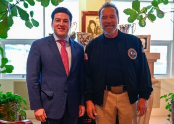 “HASTA NL BABY”: TIENEN SAMUEL Y SCHWARZENEGGER ENCUENTRO
