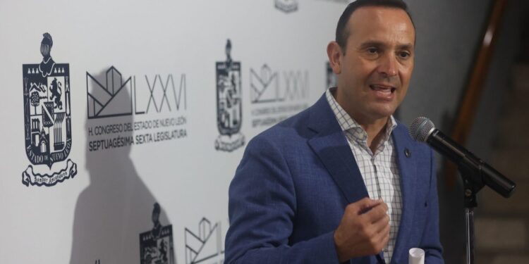 INVESTIGA EL SAT PROPIEDADES DE CARLOS DE LA FUENTE 1 INVESTIGA EL SAT PROPIEDADES DE CARLOS DE LA FUENTE