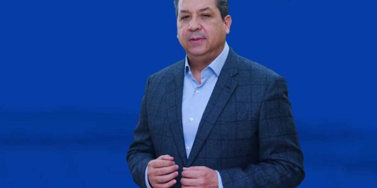 CRECE CABEZA DE VACA ENTRE PRESIDENCIABLES 1 CRECE CABEZA DE VACA ENTRE PRESIDENCIABLES