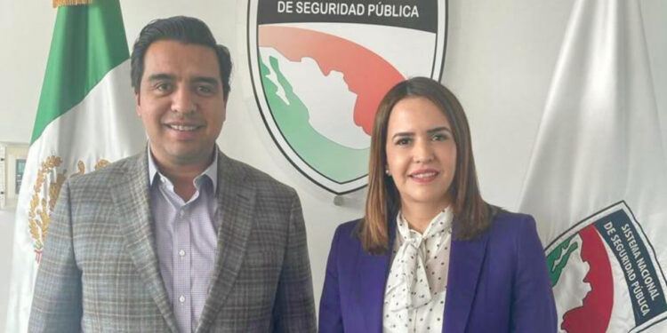 VA JESÚS NAVA CON CLARA LUZ POR RECURSOS 1 VA JESÚS NAVA CON CLARA LUZ POR RECURSOS