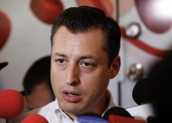 ‘PIDEN DINERO A MI NOMBRE’; ALERTA COLOSIO POR FRAUDES