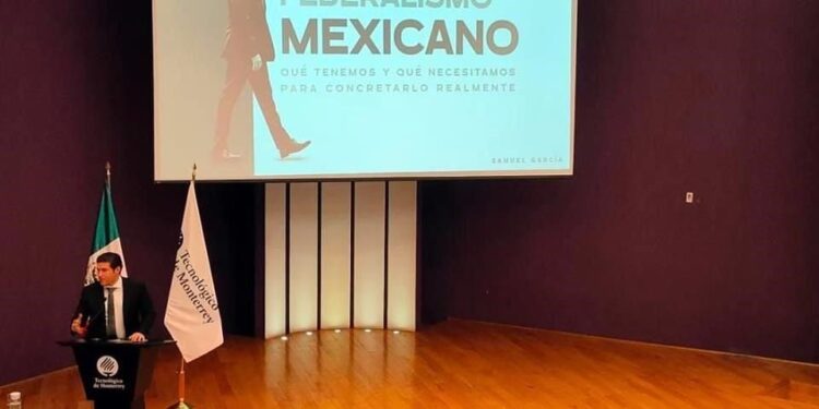 PRESENTA SAMUEL LIBRO Y MODELO NL EN CDMX 1 PRESENTA SAMUEL LIBRO Y MODELO NL EN CDMX