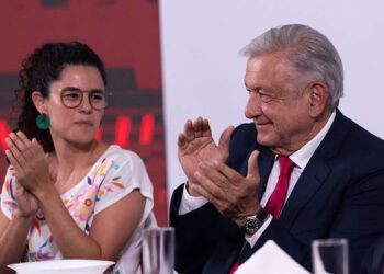 DESIGNA AMLO A LUISA MARÍA ALCALDE TITULAR DE SEGOB