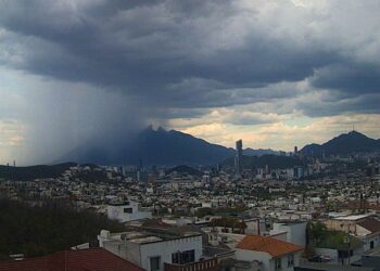 DEJAN LLUVIAS BAJA DE CONTAMINACIÓN EN MAYO