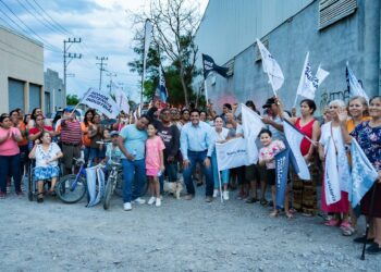 ARRANCA RAÚL CANTÚ PAVIMENTACIÓN EN SALINAS 