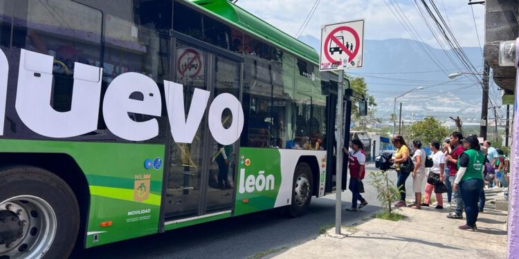 FORTALECEN TRANSPORTE PÚBLICO EN SANTA CATARINA