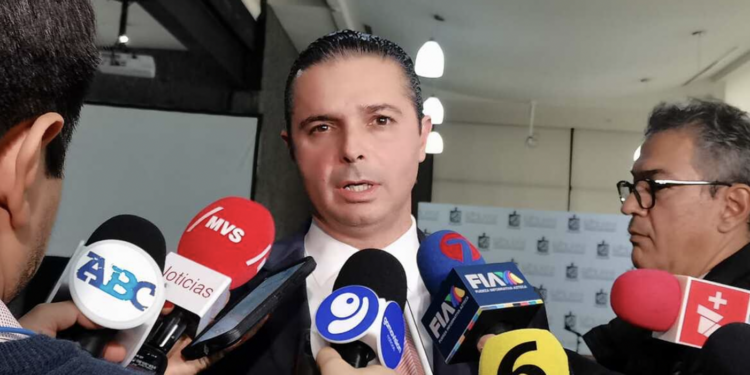 DESCARTA FISCAL MOVIL POLÍTICO EN HOMICIDIO DE JURÍDICO