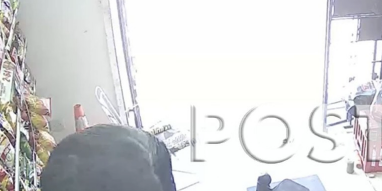 ASALTA TIENDA EN JUÁREZ; DA GOLPIZA A ADULTO MAYOR 1 ASALTA TIENDA EN JUÁREZ; DA GOLPIZA A ADULTO MAYOR