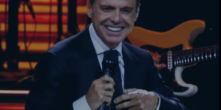 LUIS MIGUEL ES HOSPITALIZADO DE EMERGENCIA