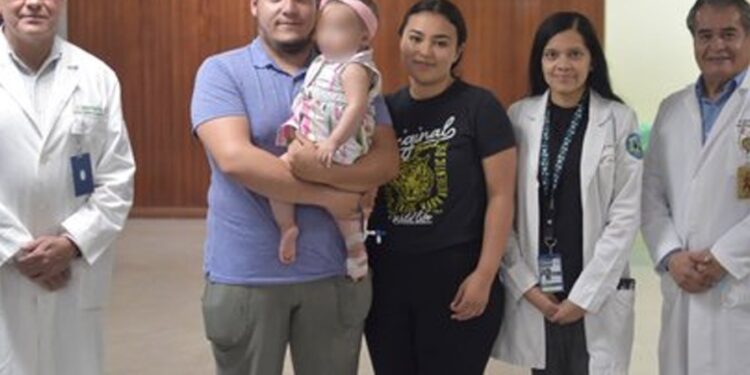 SALVAN VIDA A BEBÉ CON TRASPLANTE 1 SALVAN VIDA A BEBÉ CON TRASPLANTE