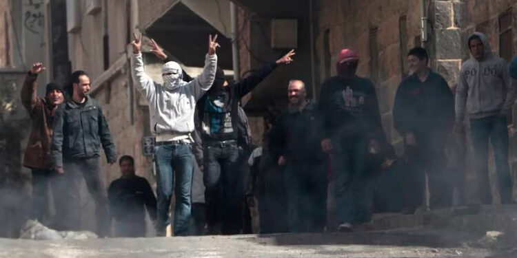 PROTESTAS EN EL SUR DE SIRIA POR CRISIS ECONÓMICA Y MONEDA EN CAÍDA LIBRE 1 PROTESTAS EN EL SUR DE SIRIA POR CRISIS ECONÓMICA Y MONEDA EN CAÍDA LIBRE