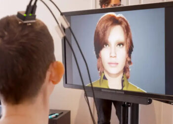 TECNOLOGÍA DE NEUROCIENCIA E INTELIGENCIA ARTIFICIAL PERMITE A PERSONA CON PARÁLISIS COMUNICARSE A TRAVÉS DE AVATAR DIGITAL