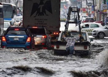 DEVASTADORAS INUNDACIONES ARRASAN LA CIUDAD DE MÉXICO: CAOS Y DESOLACIÓN TRAS TORRENCIALES LLUVIAS