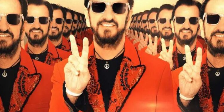 RINGO STARR ANUNCIA 'REWIND FORWARD': UN ÉPICO RENACER MUSICAL 1 RINGO STARR ANUNCIA ‘REWIND FORWARD’: UN ÉPICO RENACER MUSICAL