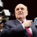 GIULIANI Y POWELL, ABOGADOS DE TRUMP, TRAS LAS REJAS POR CONSPIRACIÓN ELECTORAL EN GEORGIA 7 GIULIANI Y POWELL, ABOGADOS DE TRUMP, TRAS LAS REJAS POR CONSPIRACIÓN ELECTORAL EN GEORGIA