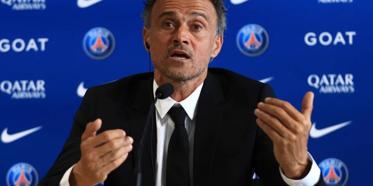 LUIS ENRIQUE DESAFÍA EL EGOCENTRISMO: UN MENSAJE DIRECTO A MBAPPÉ 1 LUIS ENRIQUE DESAFÍA EL EGOCENTRISMO: UN MENSAJE DIRECTO A MBAPPÉ