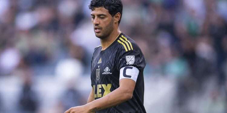 EL TRICOLOR PONE LA MIRA EN CARLOS VELA: DUILIO DAVINO DESMIENTE VETOS Y ABRIRÁ LAS PUERTAS A JUGADORES DE CALIDAD 1 EL TRICOLOR PONE LA MIRA EN CARLOS VELA: DUILIO DAVINO DESMIENTE VETOS Y ABRIRÁ LAS PUERTAS A JUGADORES DE CALIDAD
