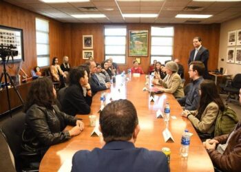 INVESTIGADORES DE UACH Y UTEP FORJAN COLABORACIÓN TRASCENDENTAL EN REUNIÓN BINACIONAL