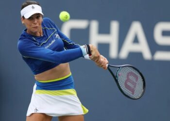 RESURGE LA TENISTA AJLA TOMLJANOVIC TRAS NUEVE MESES DE AUSENCIA, CONQUISTA PRIMER ENCUENTRO EN EL US OPEN, PERO SU TRIUNFO EFÍMERO DESATA INQUIETUD 1 RESURGE LA TENISTA AJLA TOMLJANOVIC TRAS NUEVE MESES DE AUSENCIA, CONQUISTA PRIMER ENCUENTRO EN EL US OPEN, PERO SU TRIUNFO EFÍMERO DESATA INQUIETUD