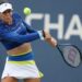 RESURGE LA TENISTA AJLA TOMLJANOVIC TRAS NUEVE MESES DE AUSENCIA, CONQUISTA PRIMER ENCUENTRO EN EL US OPEN, PERO SU TRIUNFO EFÍMERO DESATA INQUIETUD