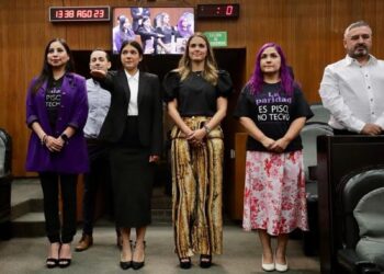 AGANDALLA PRIAN CURUL; TOMA PROTESTA DIPUTADA ‘PIRATA’