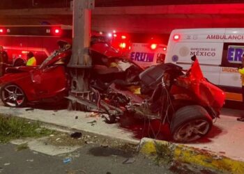 ASÍ PARTIÓ EN DOS CAMARO EN CDMX