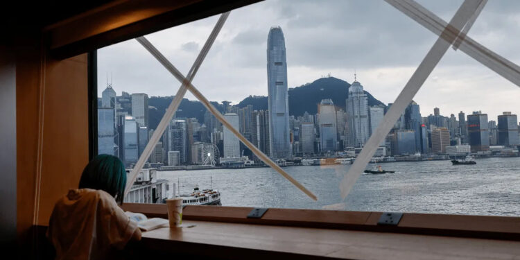 SUPERTIFÓN SAOLA CAUSA ESTRAGOS EN EL SUR DE CHINA Y HONG KONG