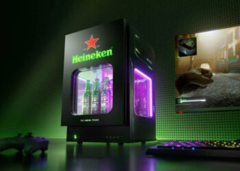 HEINEKEN PRESENTA UNA PC CON MINI REFRIGERADOR DE CERVEZA INTEGRADA PARA JUGADORES