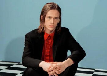 ACTOR DE WEDNESDAY HA SIDO ELIMINADO DE LA SEGUNDA TEMPORADA TRAS ACUSACIONES DE AGRESIÓN SEXUAL