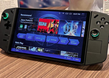 LENOVO LEGION GO: UNA POTENTE CONSOLA PORTÁTIL QUE NO CUMPLE TOTALMENTE CON LA PORTABILIDAD