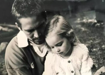 LA HIJA DE PAUL WALKER CONMEMORA SU CUMPLEAÑOS 50 CON UN CONMOVEDOR MENSAJE Y UNA FOTO INÉDITA